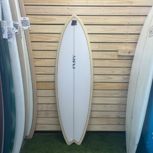 Fury 5'6'' Brandervark (Coconut Milk Red Pin Line)
